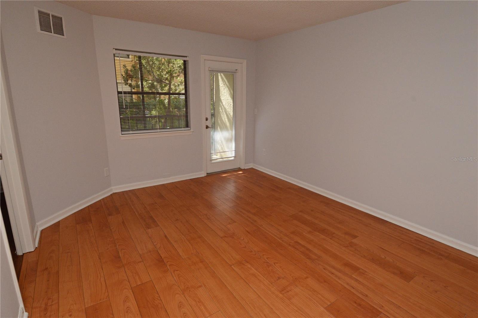 Image 11 of 70 For 11901 4th Street N 5110