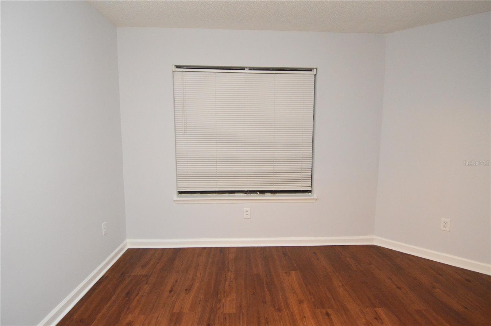 Image 19 of 70 For 11901 4th Street N 5110