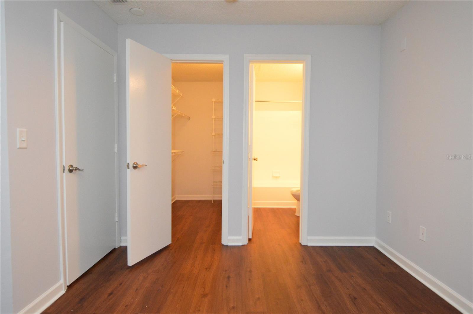 Image 28 of 70 For 11901 4th Street N 5110