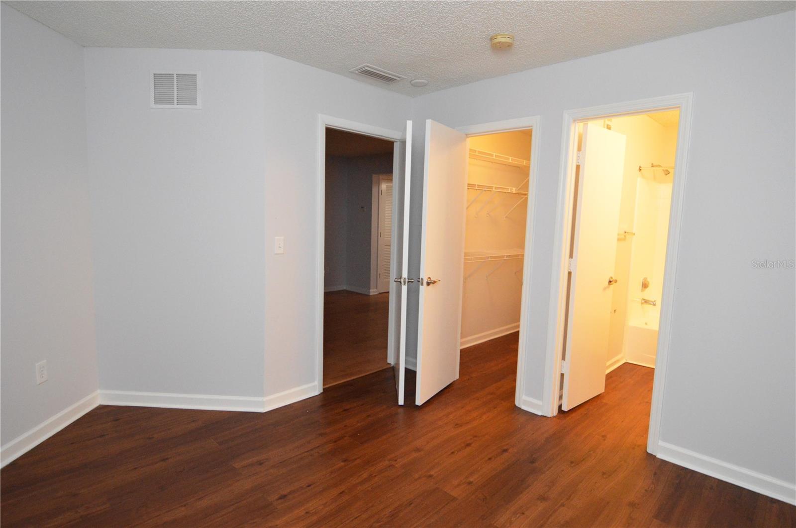 Image 31 of 70 For 11901 4th Street N 5110