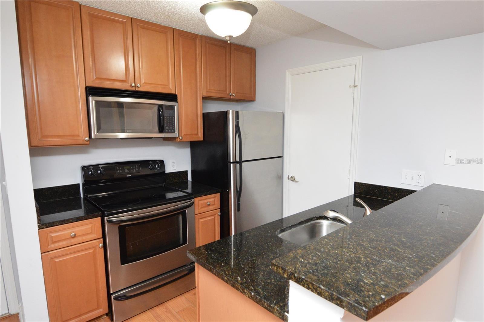 Image 4 of 70 For 11901 4th Street N 5110