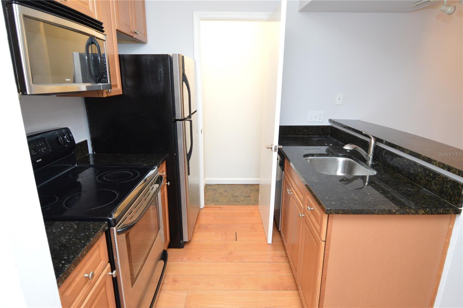 Image 5 of 70 For 11901 4th Street N 5110