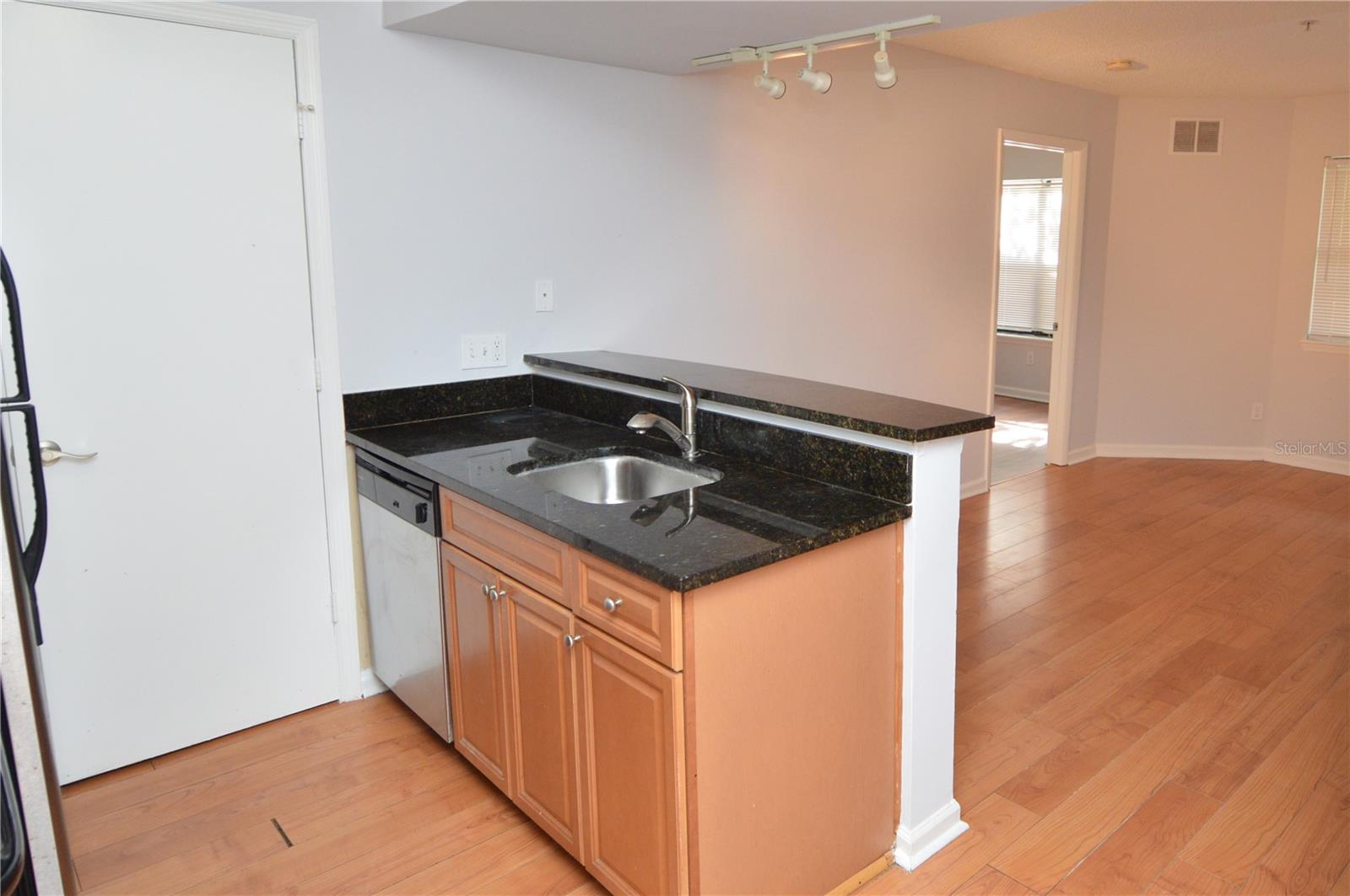 Image 6 of 70 For 11901 4th Street N 5110