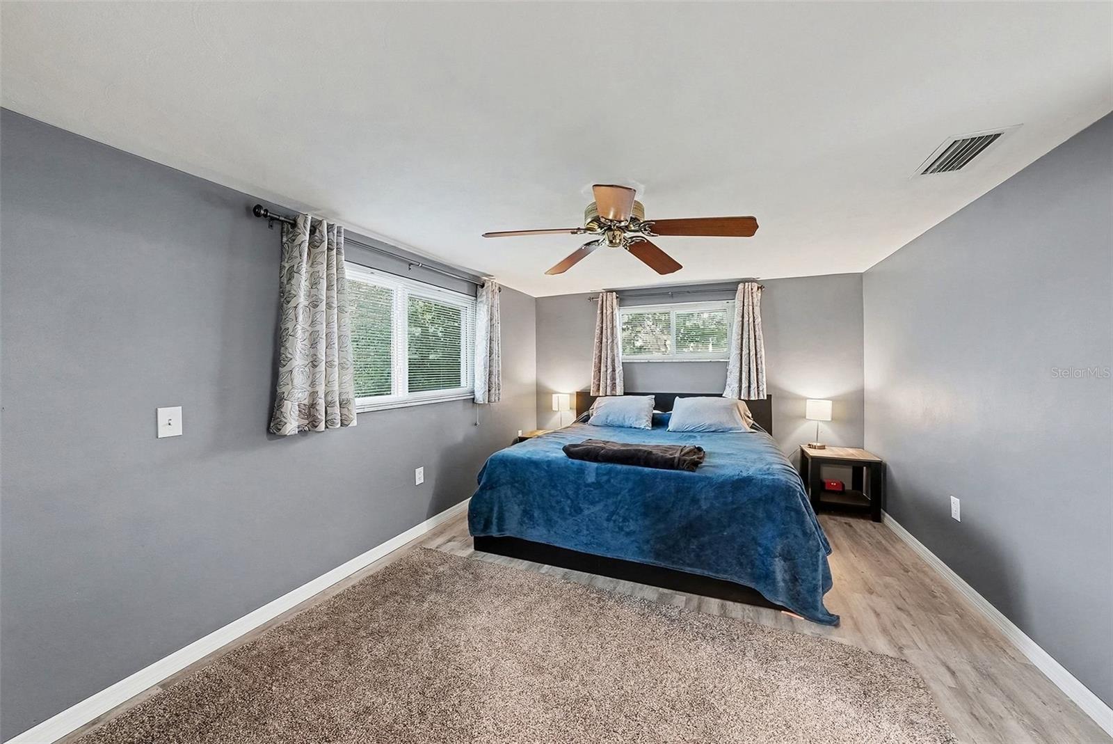 Image 13 of 16 For 5725 Thrush Drive