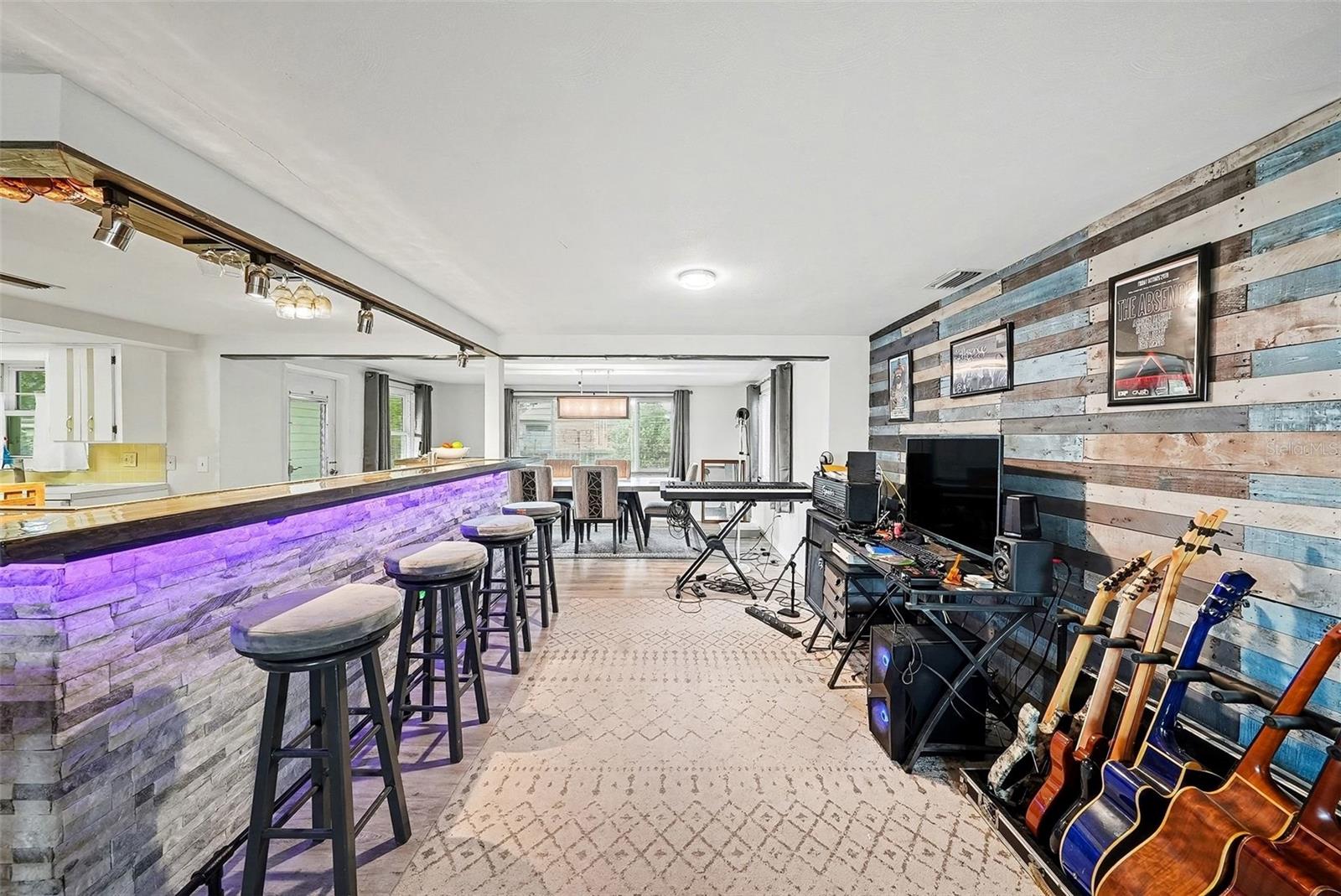 Image 9 of 16 For 5725 Thrush Drive