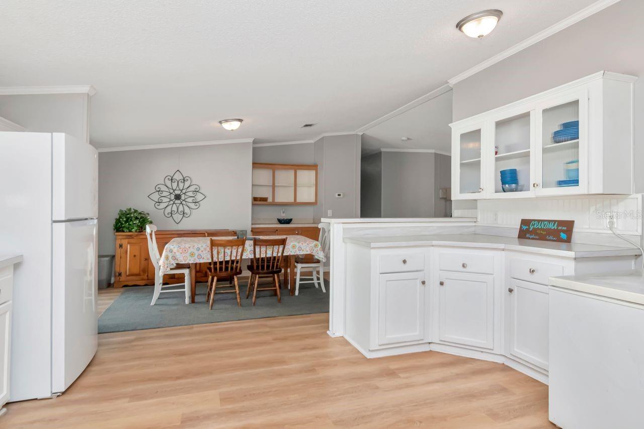 Image 13 of 38 For 10404 Hawk Court