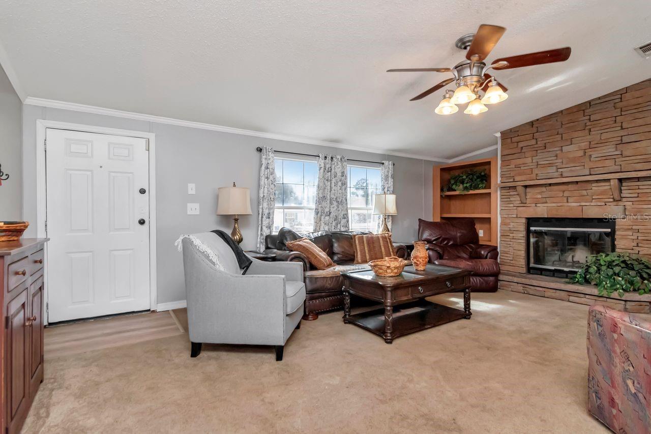 Image 6 of 38 For 10404 Hawk Court