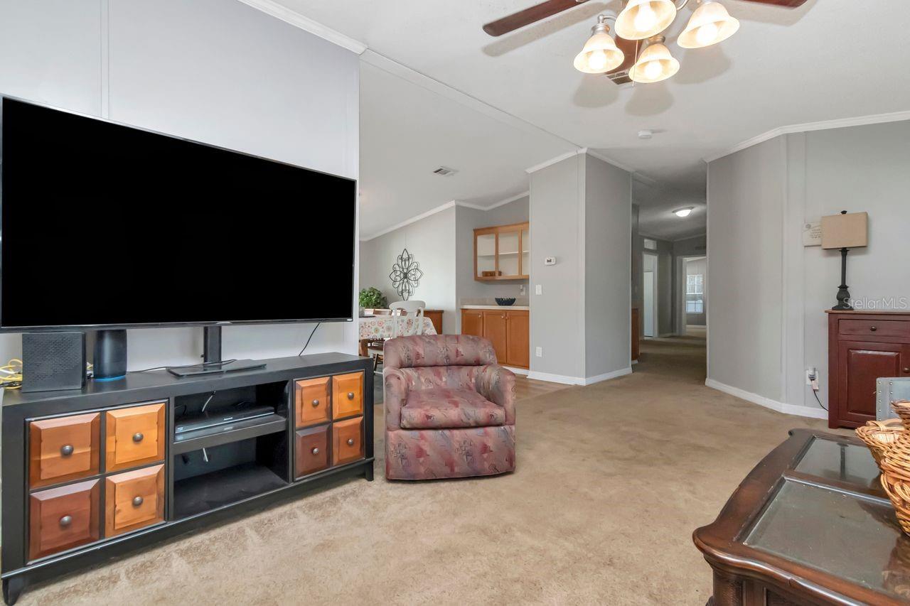 Image 9 of 38 For 10404 Hawk Court