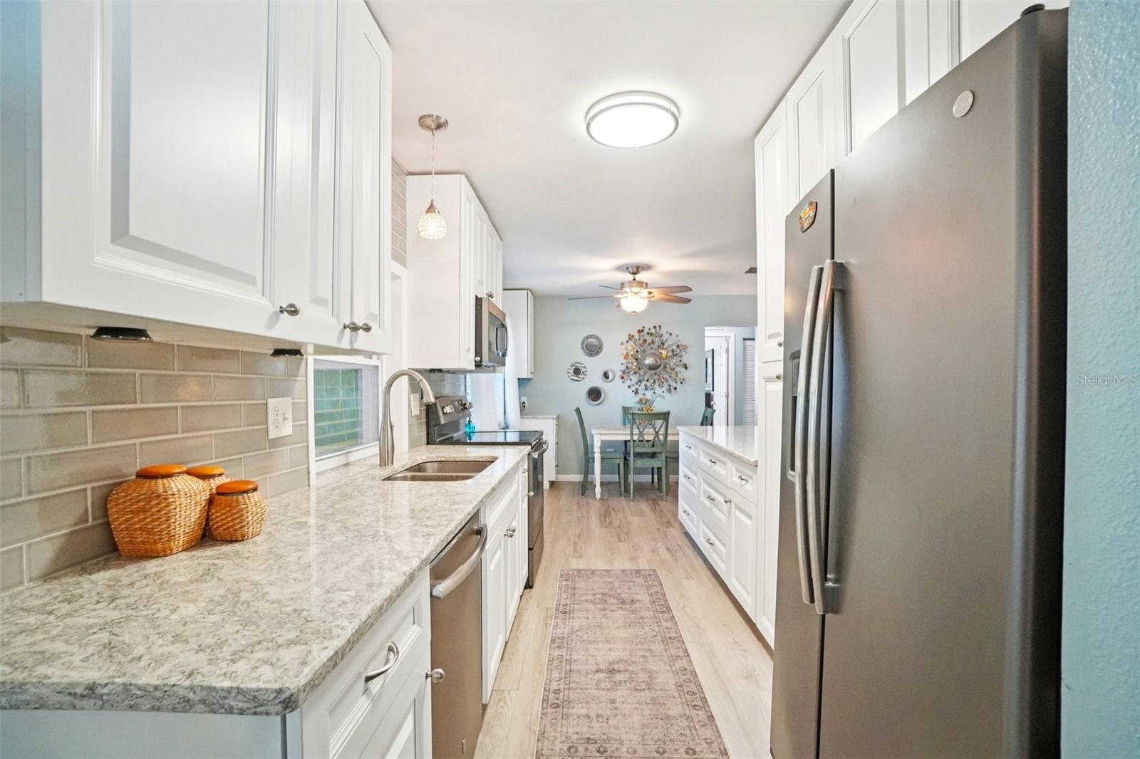 Image 14 of 40 For 2137 Malcolm Drive