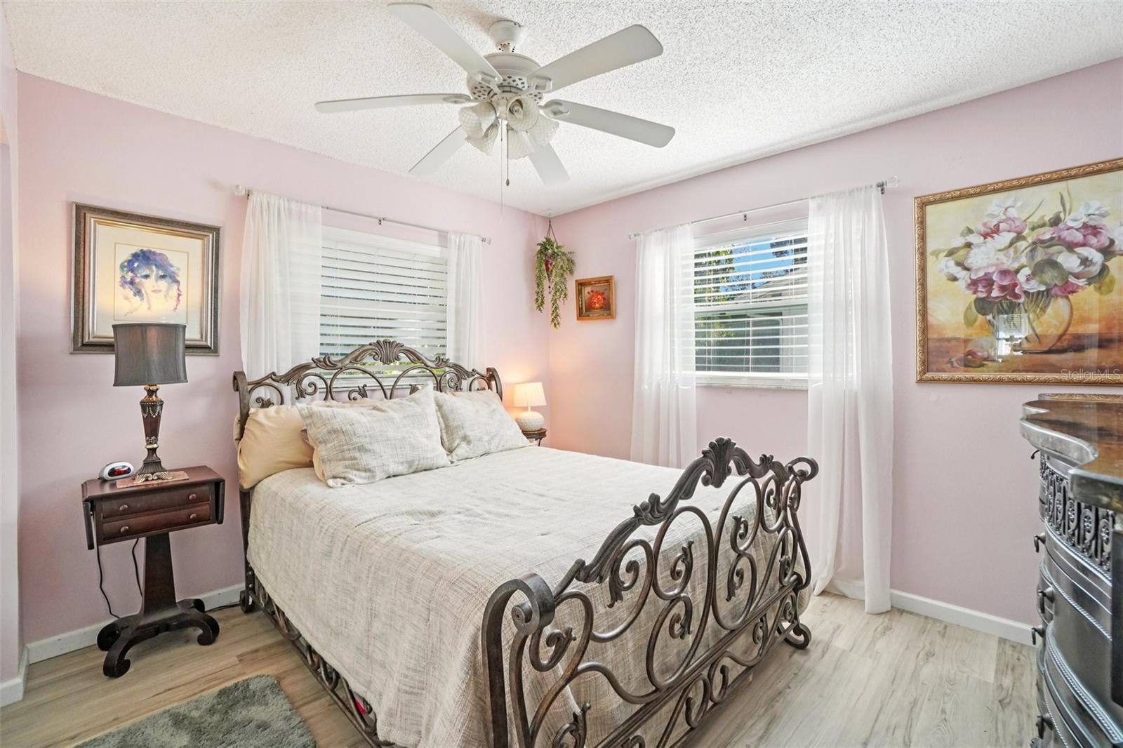 Image 17 of 40 For 2137 Malcolm Drive