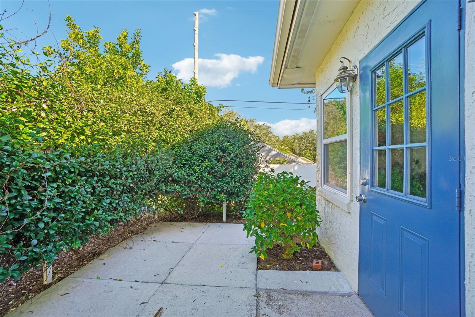 Image 26 of 40 For 2137 Malcolm Drive