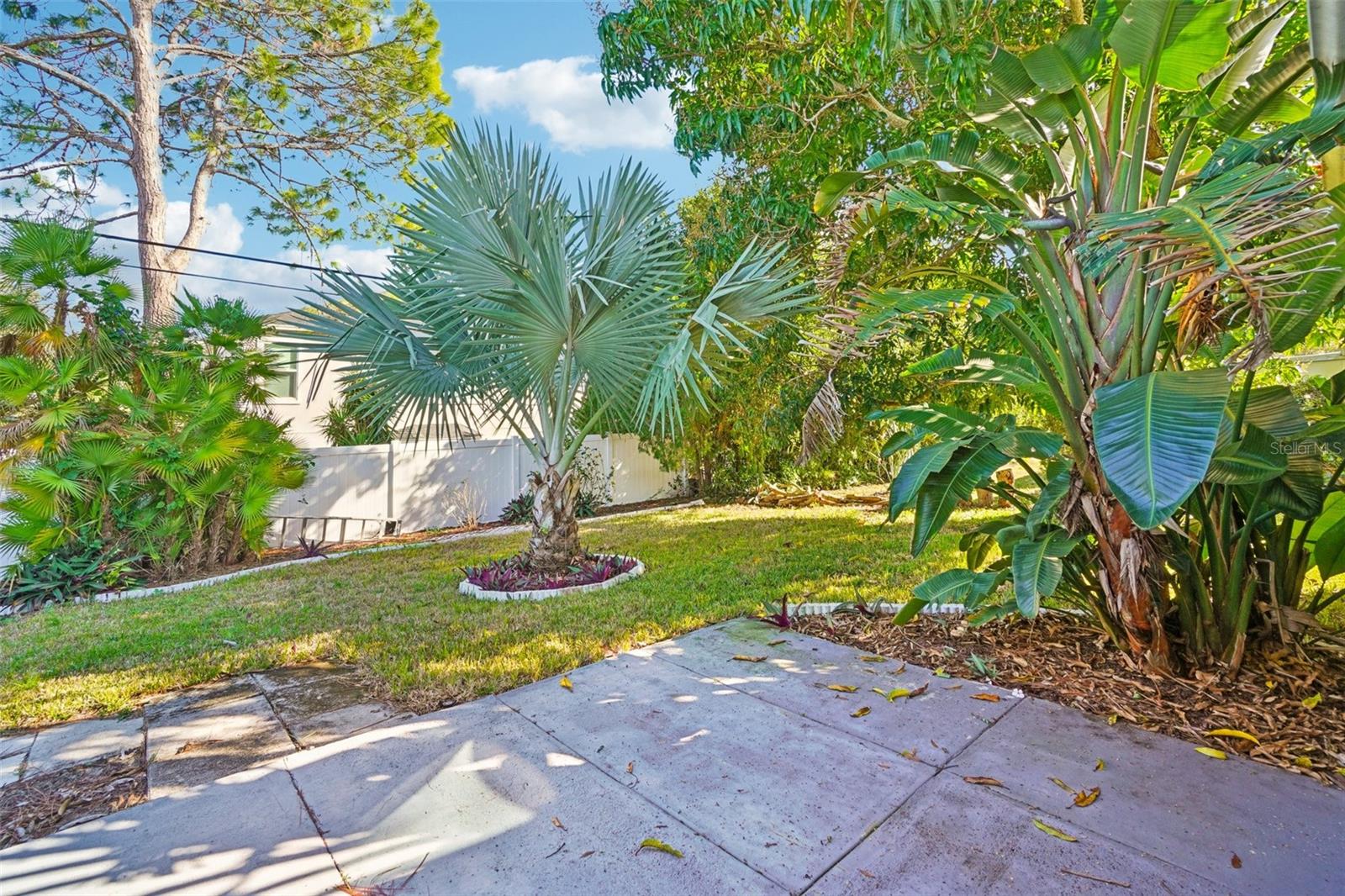 Image 27 of 40 For 2137 Malcolm Drive