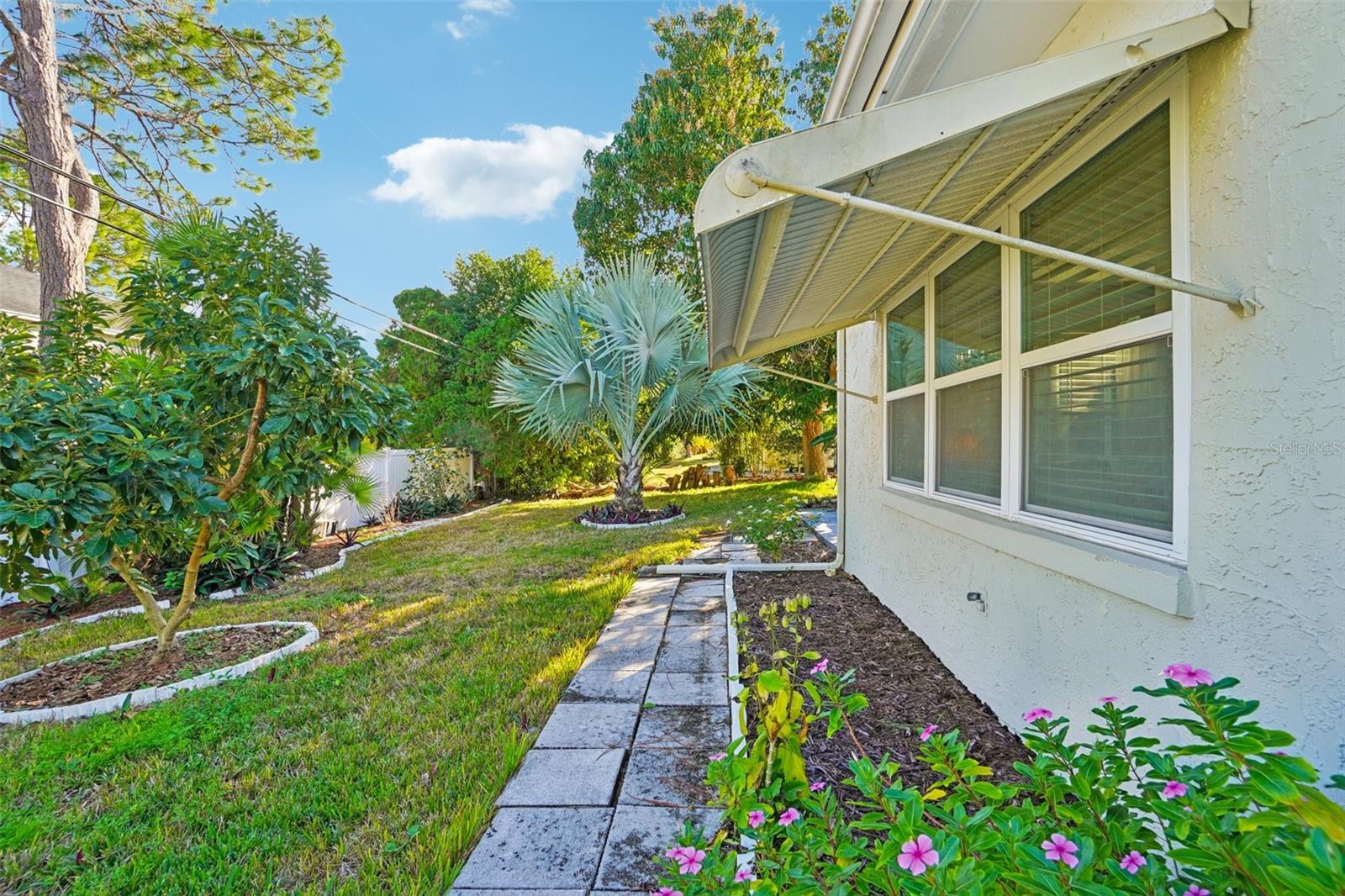 Image 29 of 40 For 2137 Malcolm Drive