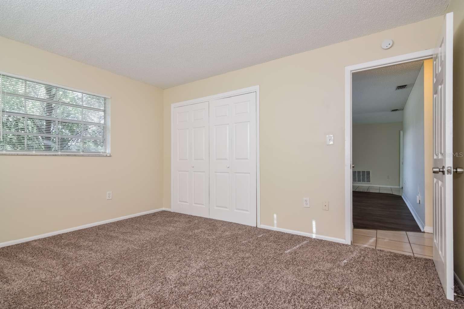 Listing photo id 9 for 7338 Coventry Drive