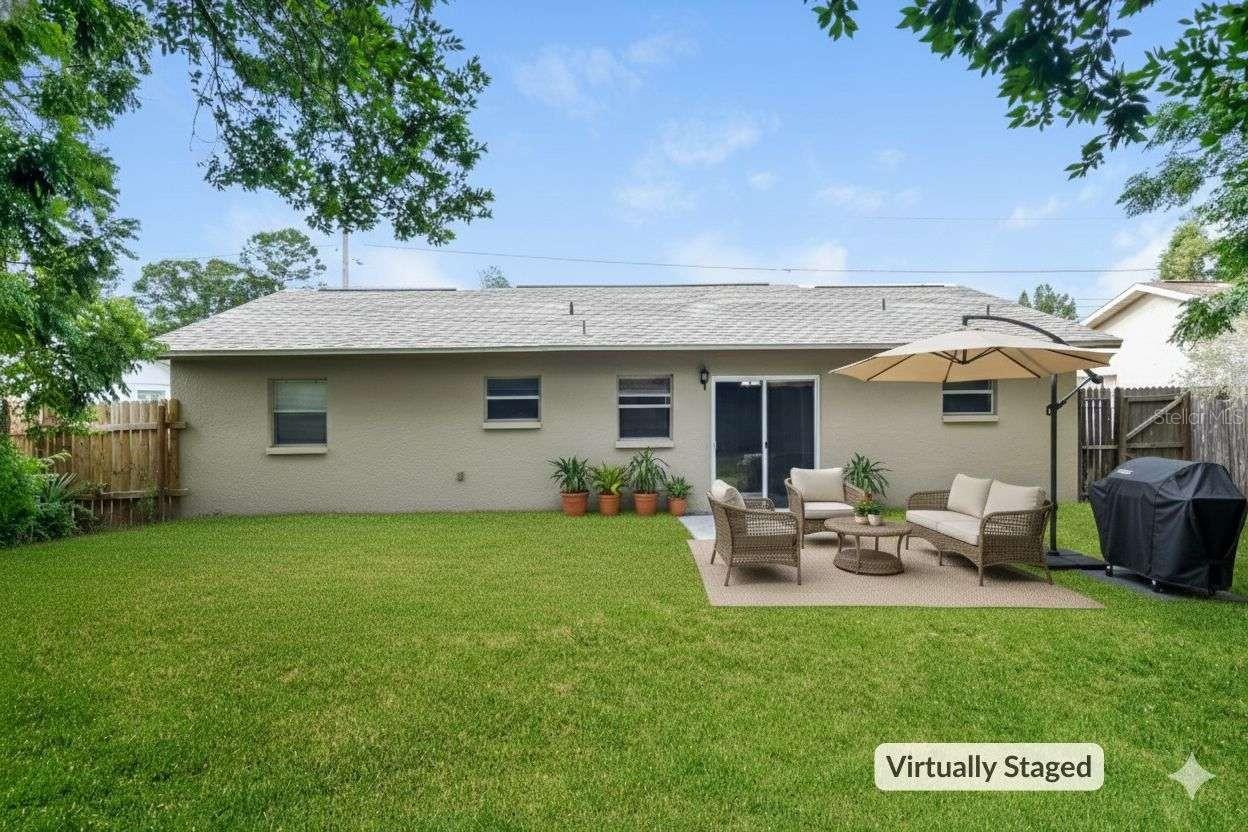 Listing photo id 17 for 7338 Coventry Drive