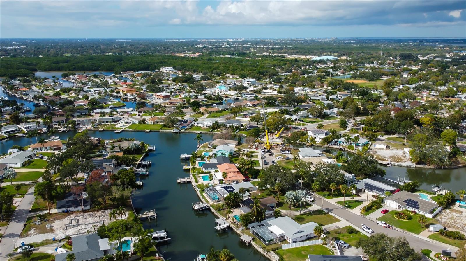 Image 13 of 41 For 5116 Venetian Boulevard Ne