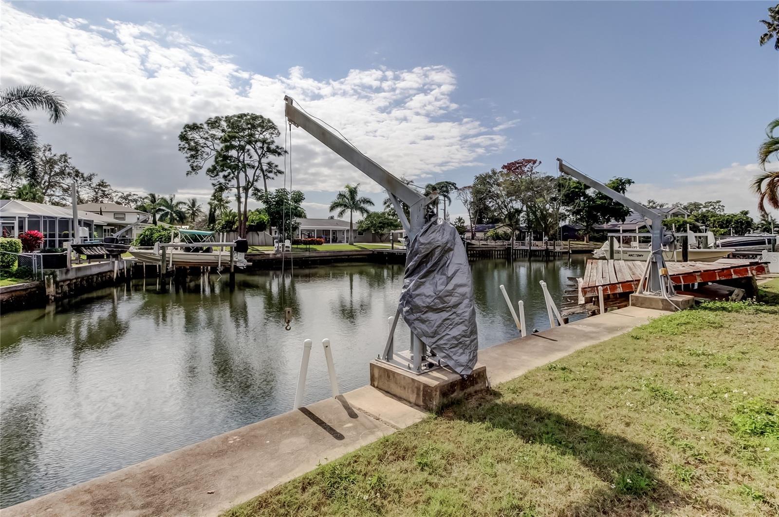 Image 21 of 41 For 5116 Venetian Boulevard Ne