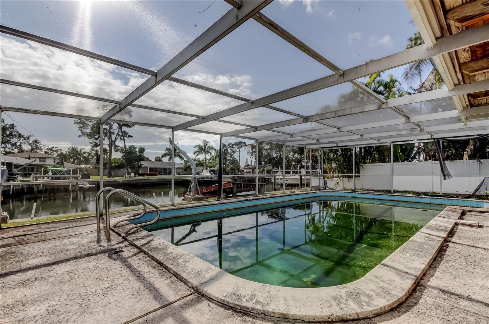 Image 26 of 41 For 5116 Venetian Boulevard Ne