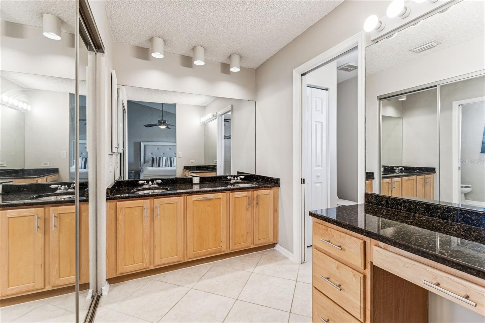 Image 21 of 32 For 4162 Brentwood Park Circle