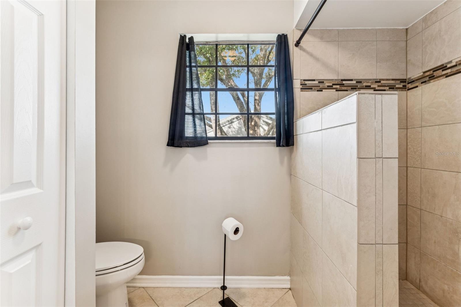 Image 22 of 32 For 4162 Brentwood Park Circle