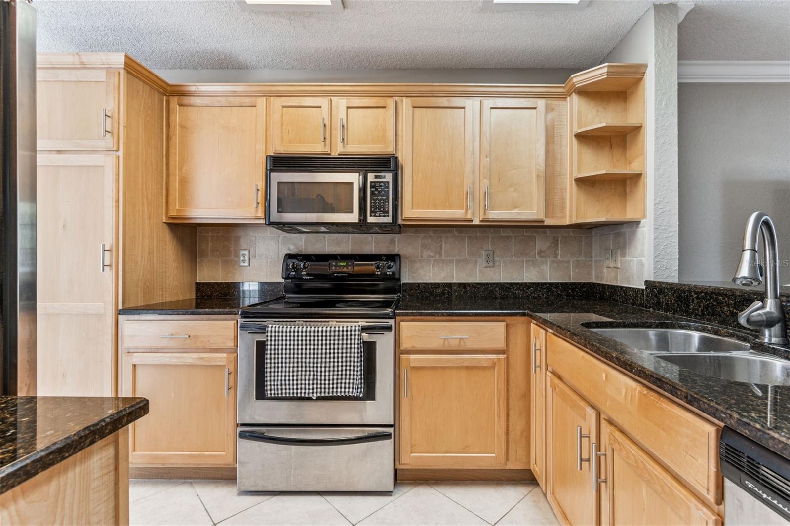 Image 5 of 32 For 4162 Brentwood Park Circle