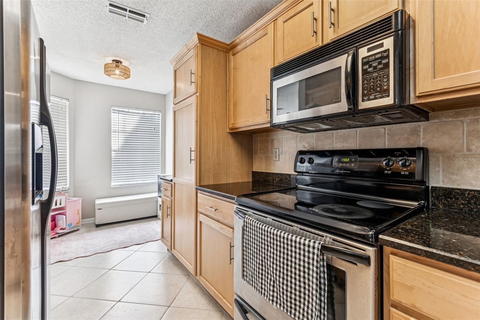 Image 7 of 32 For 4162 Brentwood Park Circle