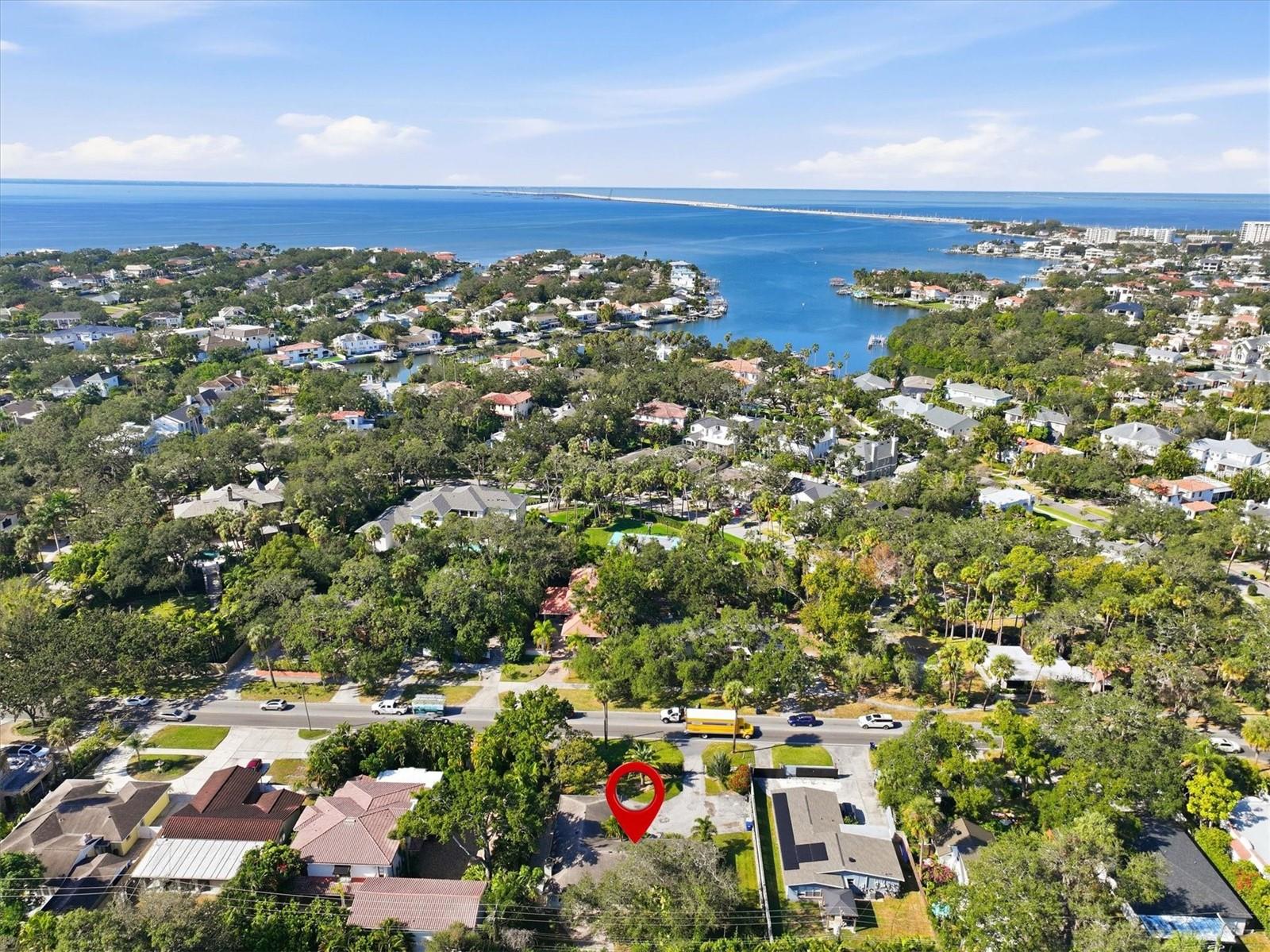 Listing photo id 34 for 810 West Shore Boulevard