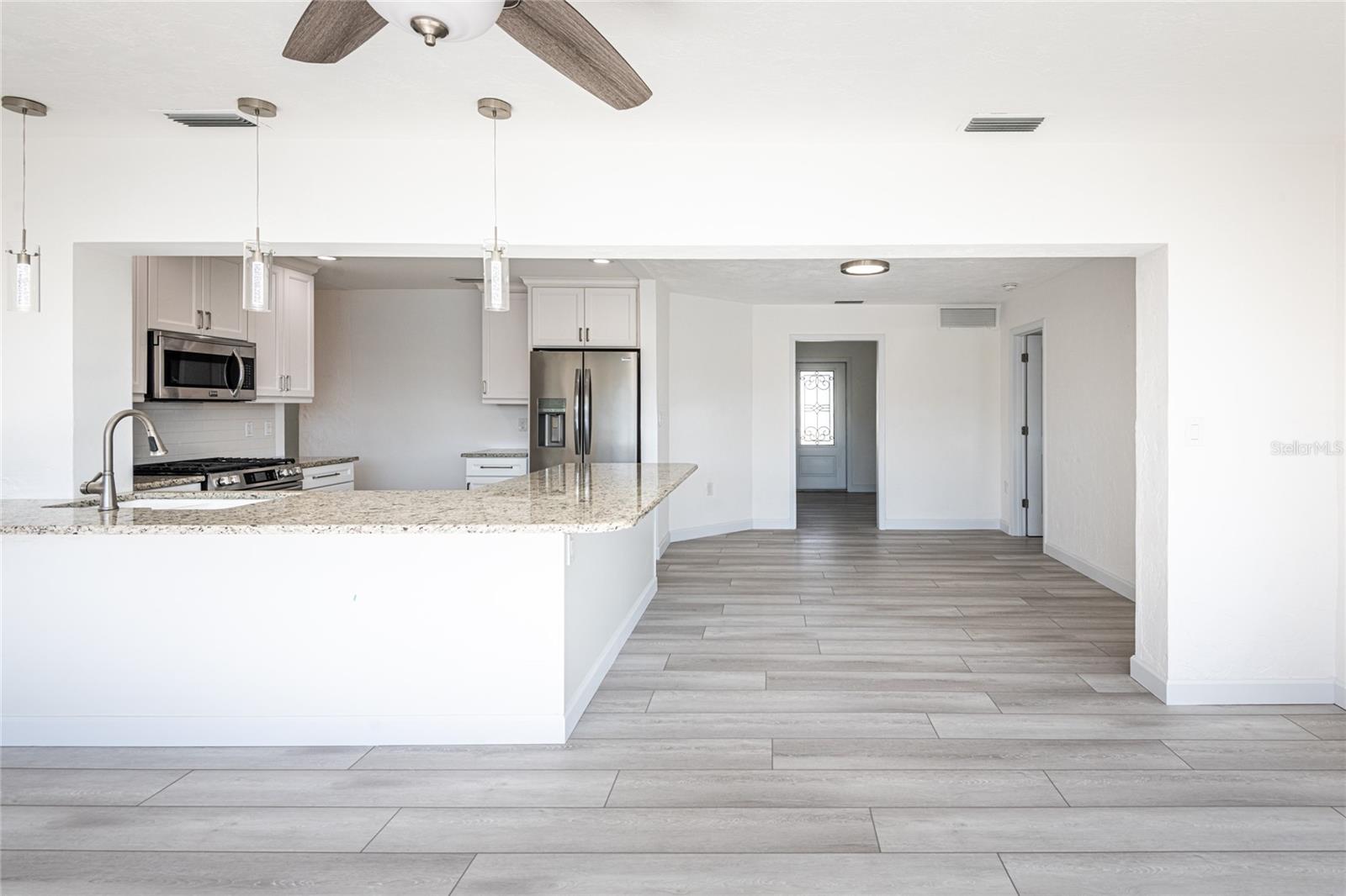 Image 12 of 52 For 1466 51st Avenue Ne