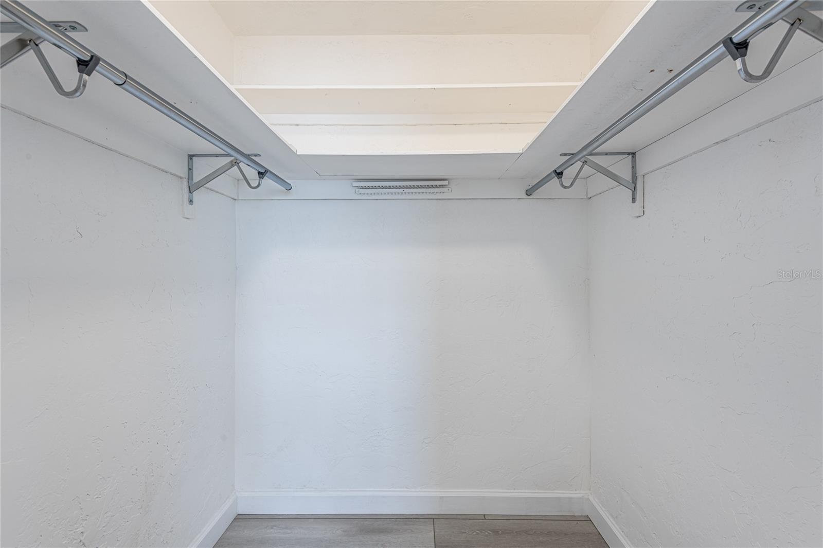 Image 26 of 52 For 1466 51st Avenue Ne