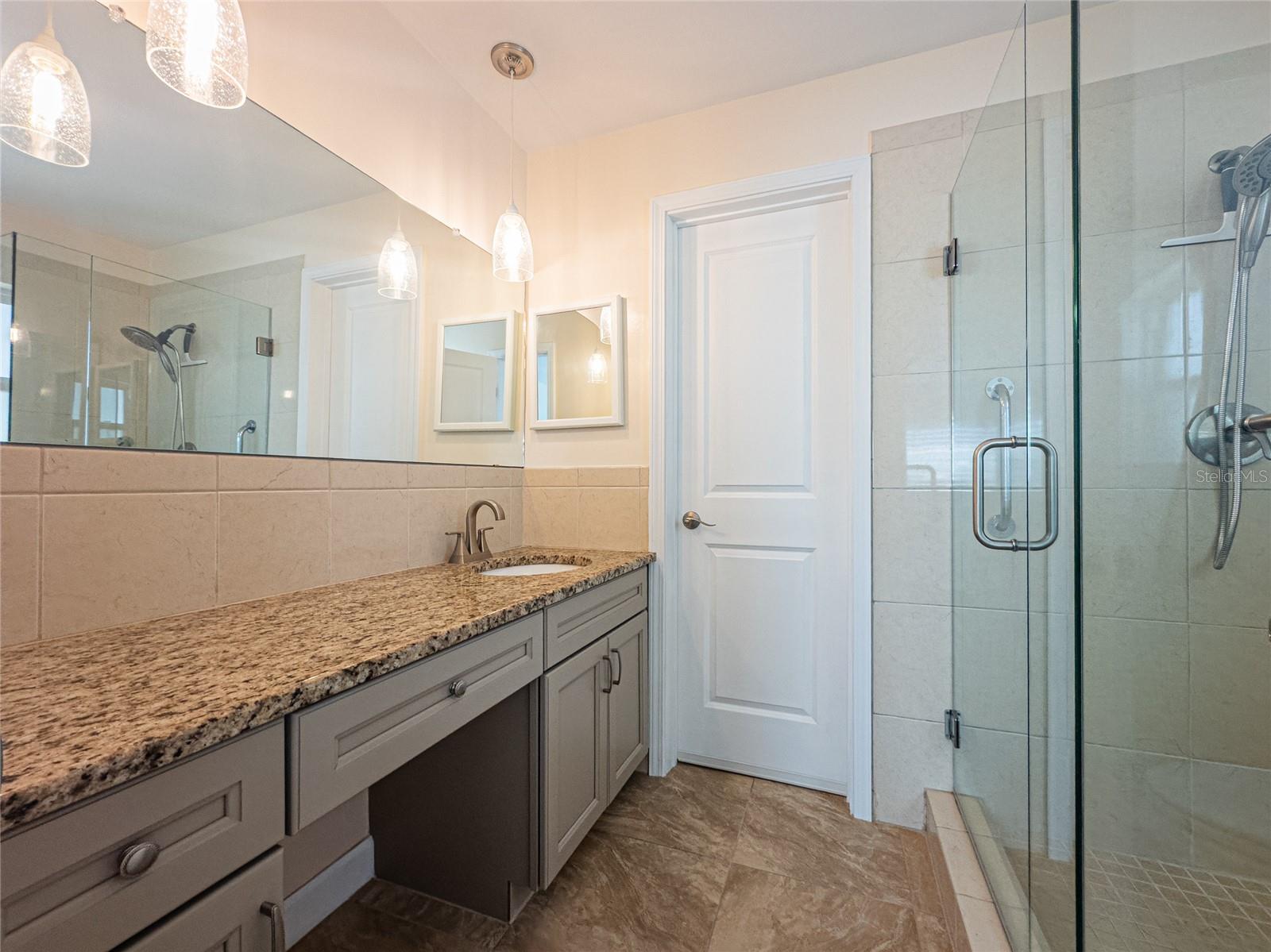 Image 27 of 52 For 1466 51st Avenue Ne