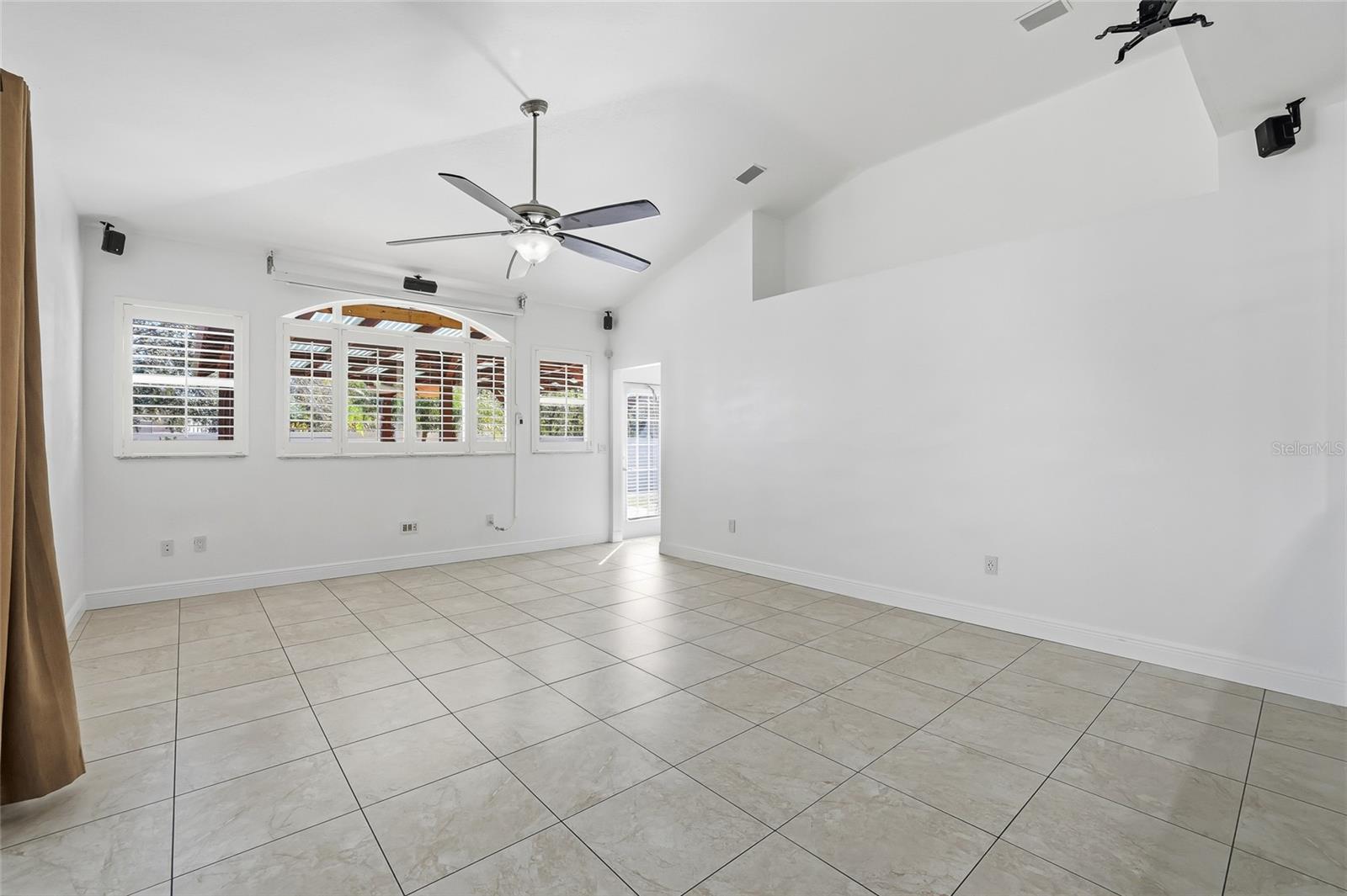 Image 21 of 75 For 1512 Crooked Stick Drive