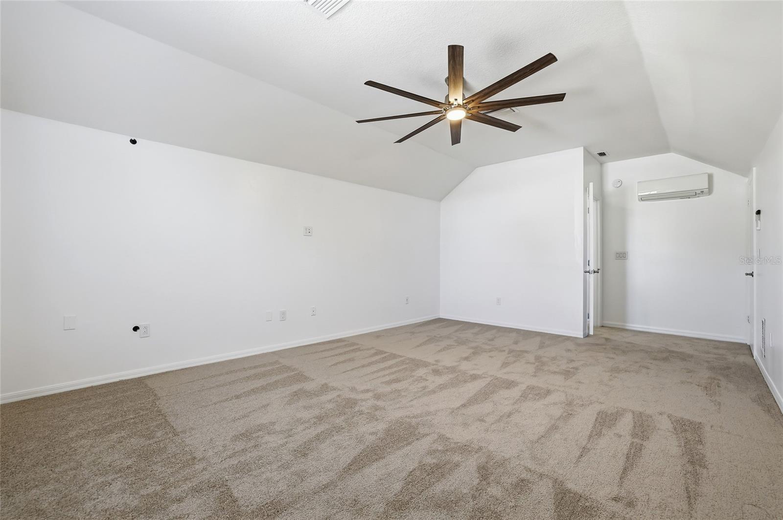 Image 30 of 75 For 1512 Crooked Stick Drive