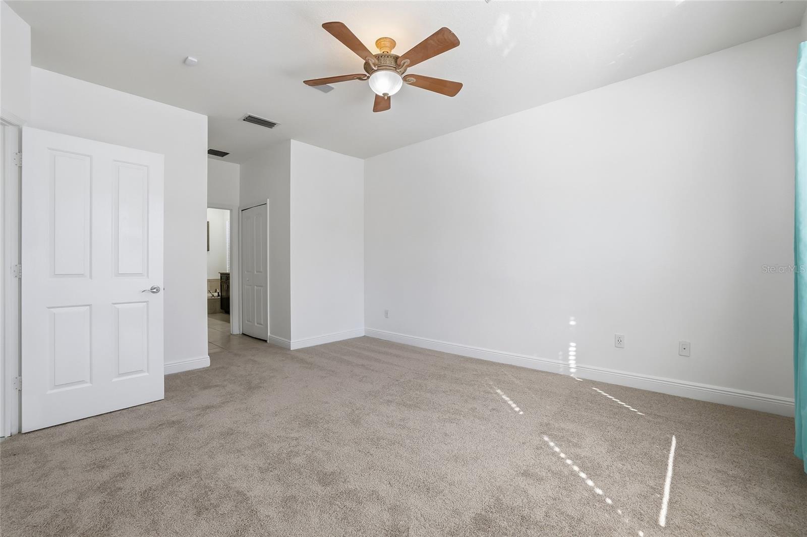 Image 33 of 75 For 1512 Crooked Stick Drive