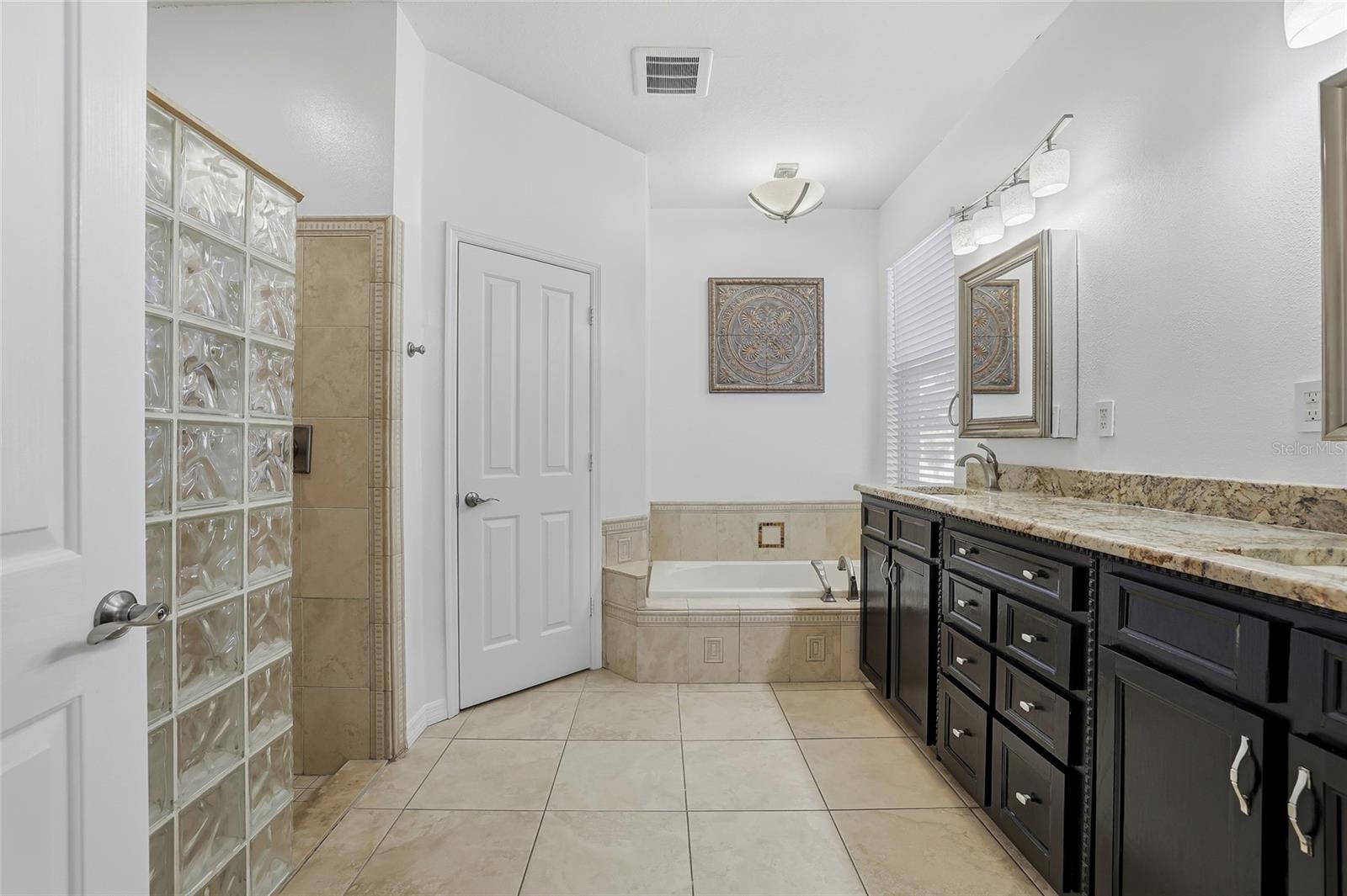 Image 35 of 75 For 1512 Crooked Stick Drive