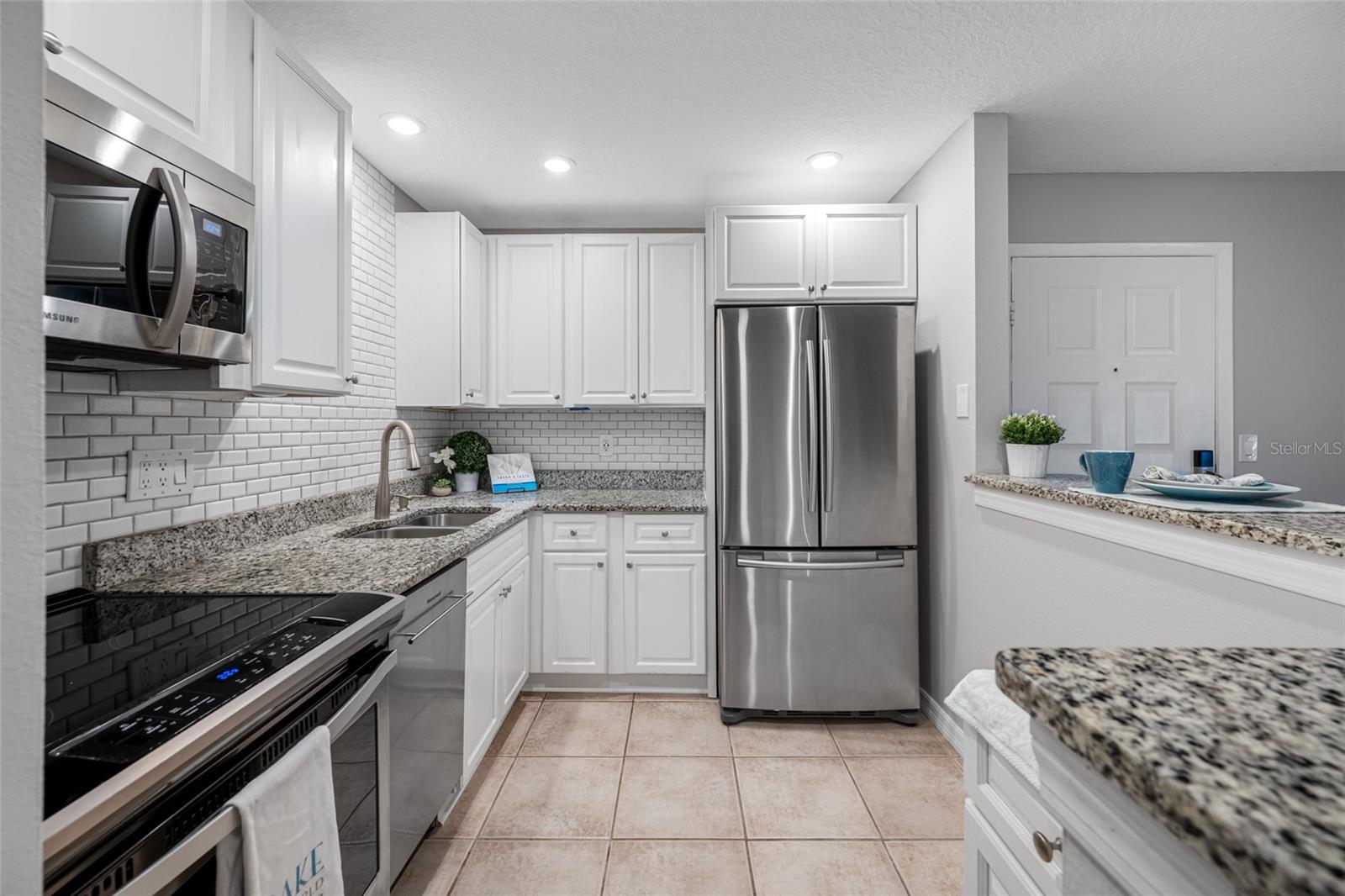 Image 10 of 48 For 3295 Fox Chase Circle N 105