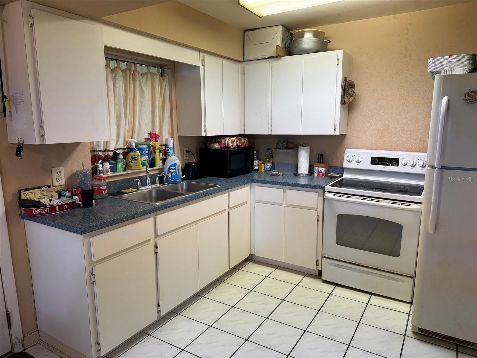 Image 2 of 12 For 5641 92nd Terrace N