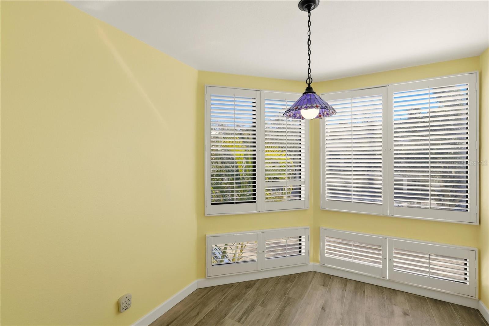 Image 14 of 56 For 1920 Harbourside Drive 1003