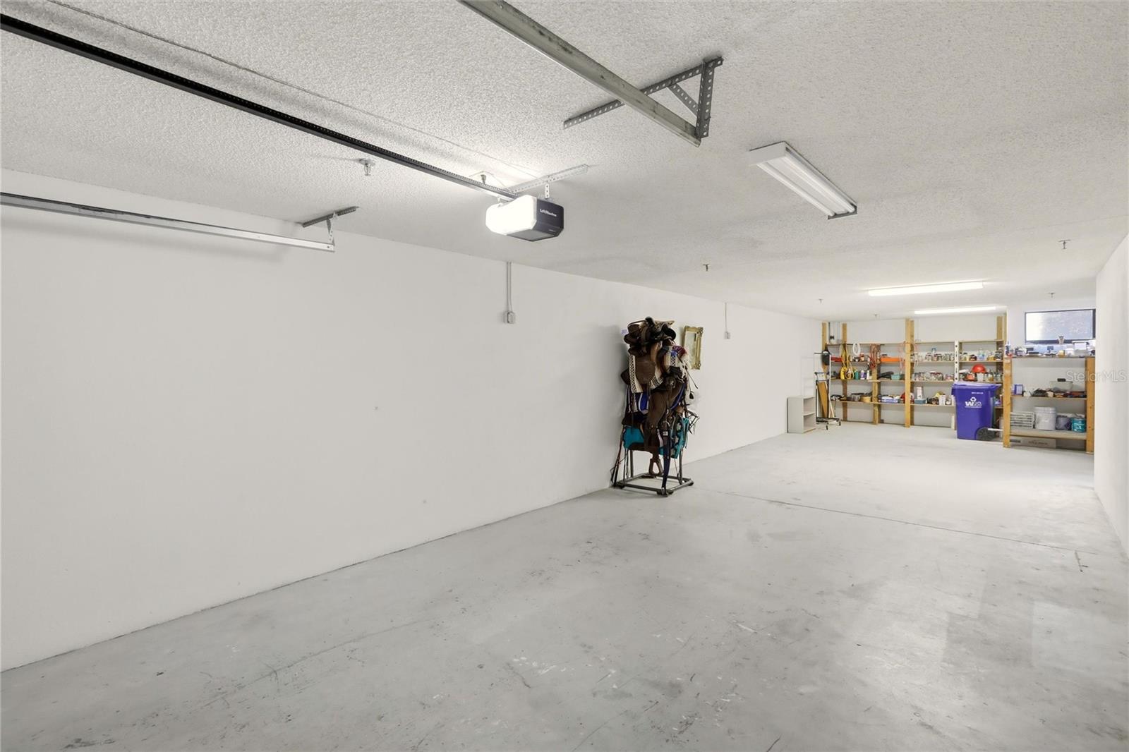 Image 37 of 56 For 1920 Harbourside Drive 1003