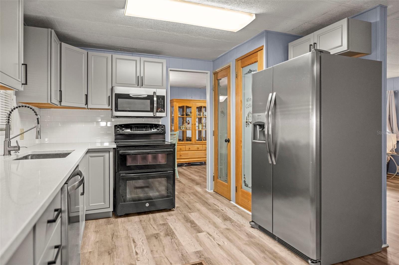 Image 12 of 53 For 34657 Orange Drive N