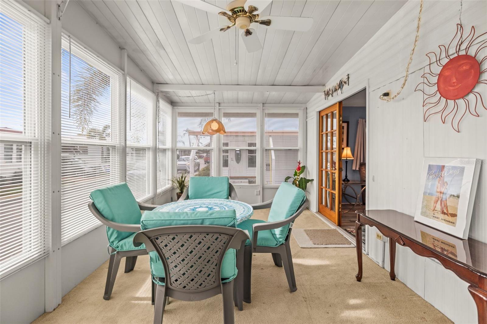 Image 31 of 53 For 34657 Orange Drive N