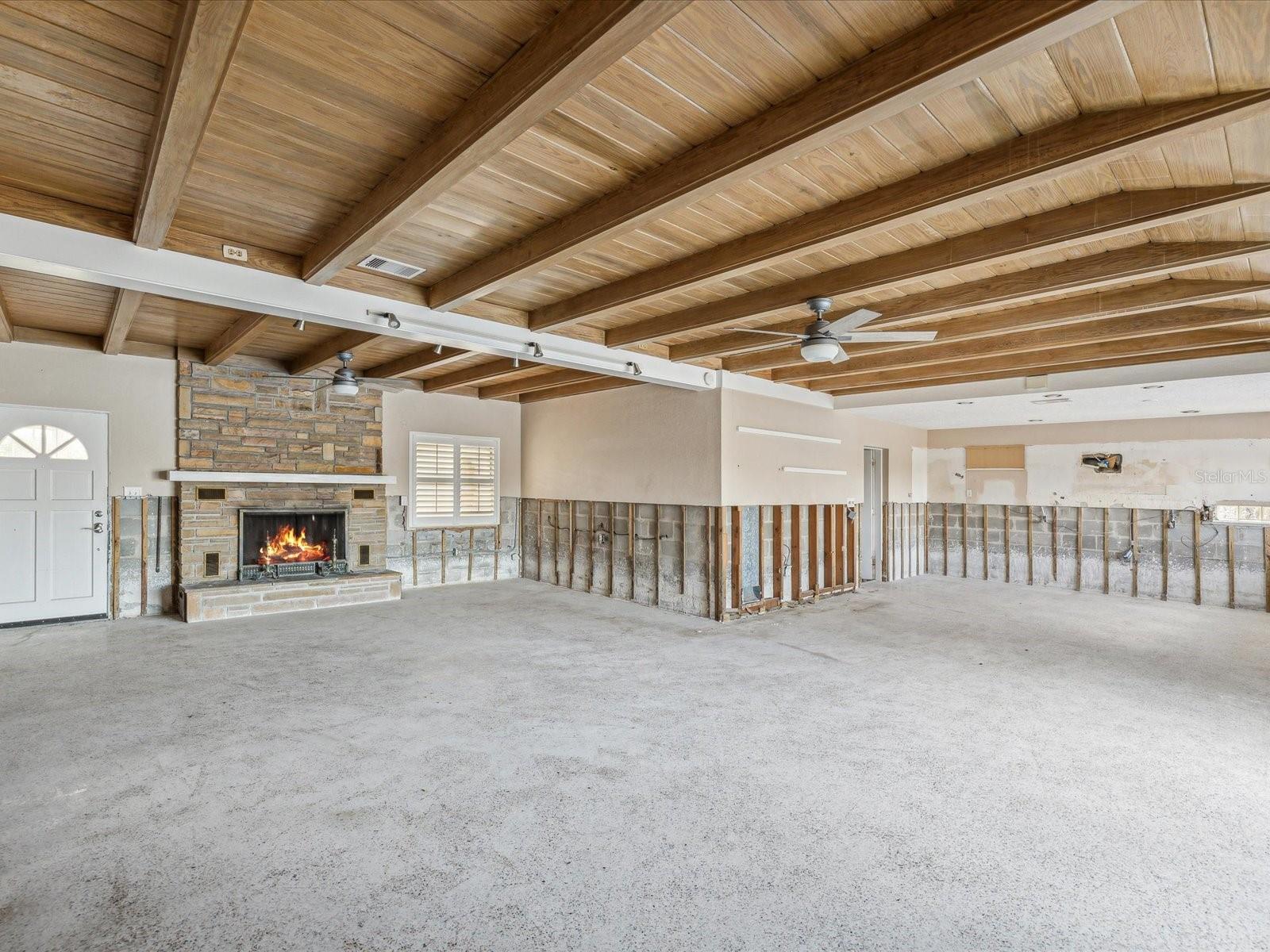 Image 3 of 65 For 529 80th Avenue