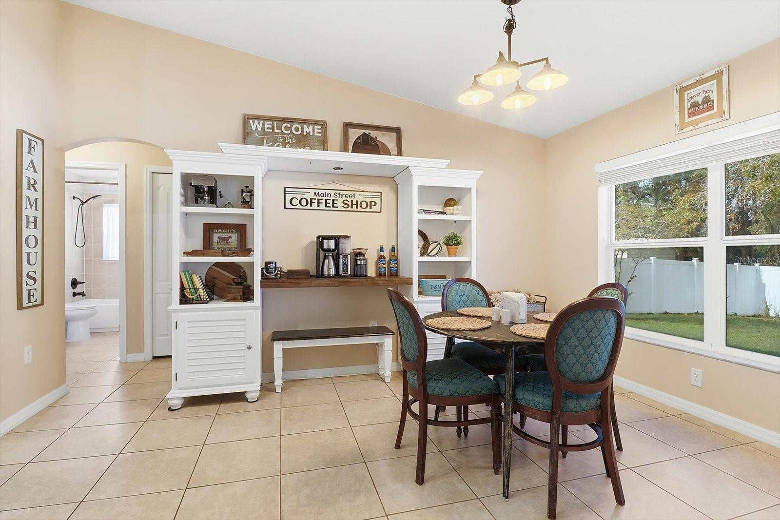 Image 10 of 46 For 1021 Champlain Lane