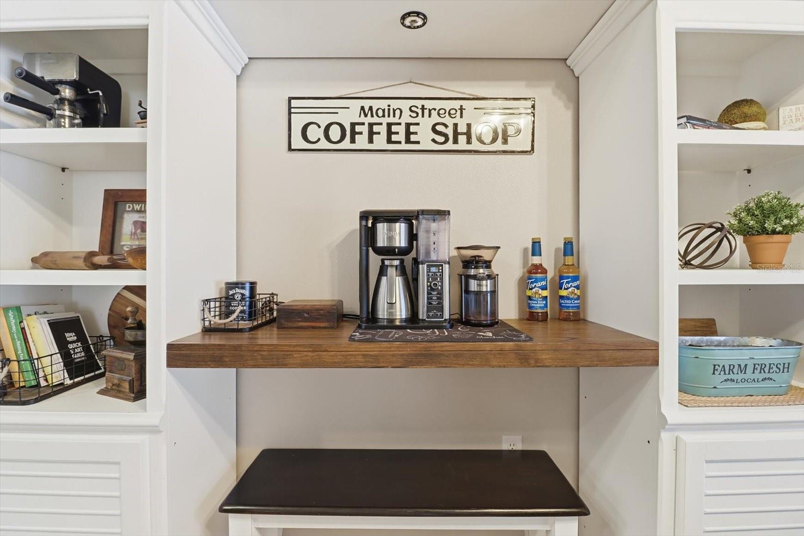 Image 12 of 46 For 1021 Champlain Lane