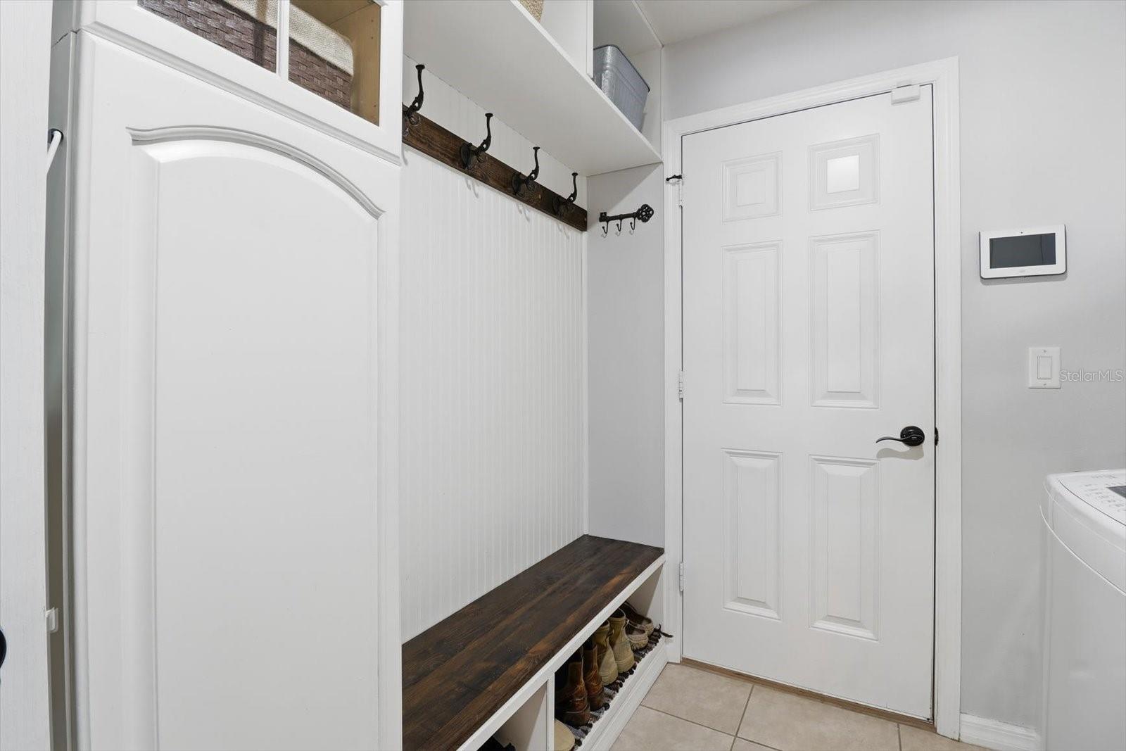 Image 19 of 46 For 1021 Champlain Lane