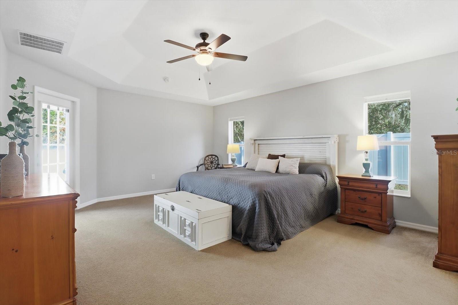 Image 21 of 46 For 1021 Champlain Lane