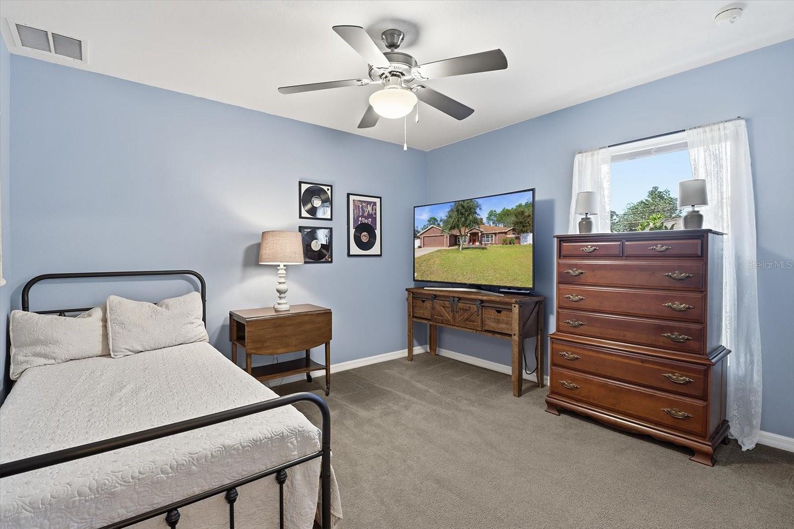 Image 26 of 46 For 1021 Champlain Lane