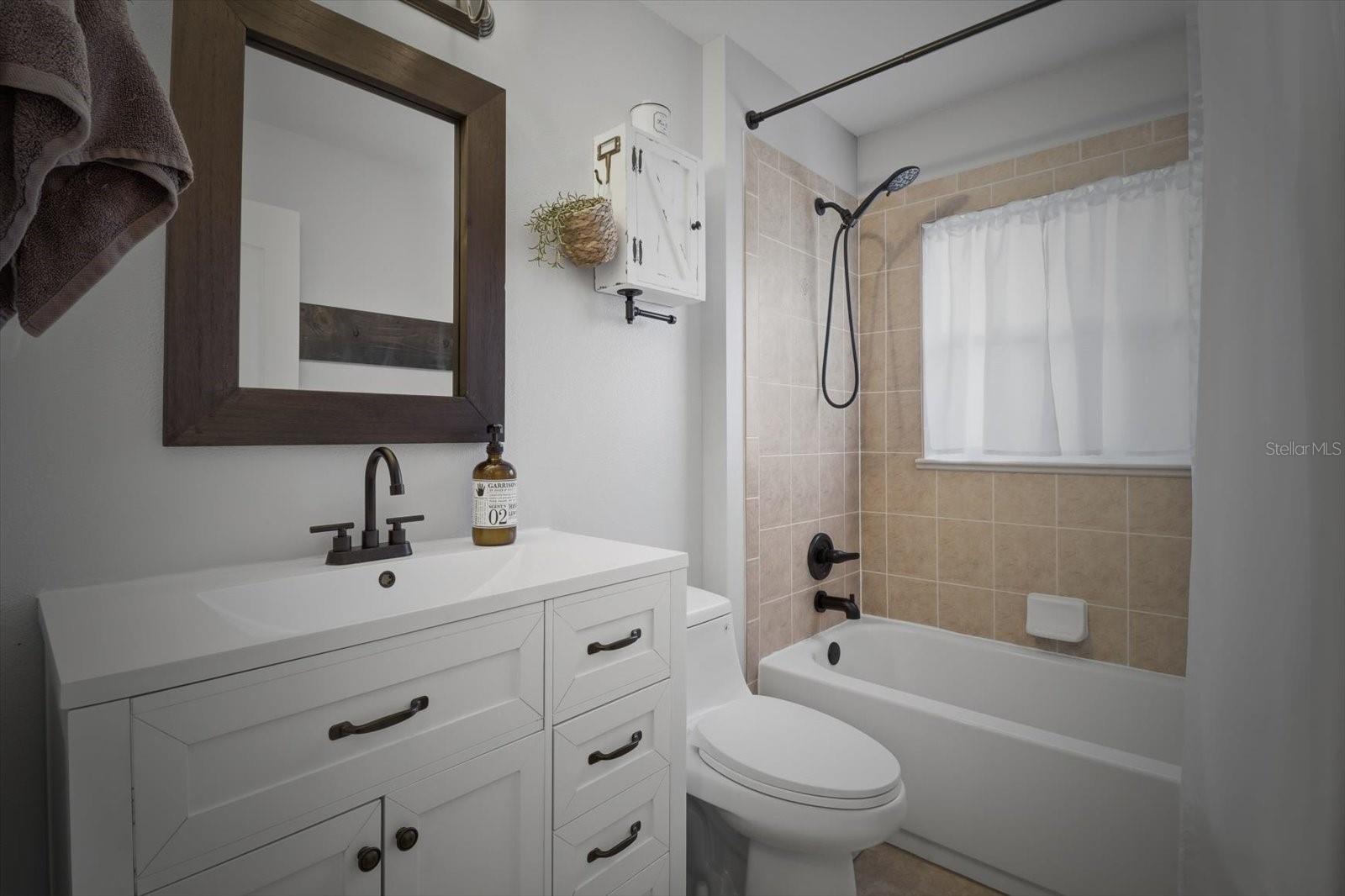 Image 28 of 46 For 1021 Champlain Lane