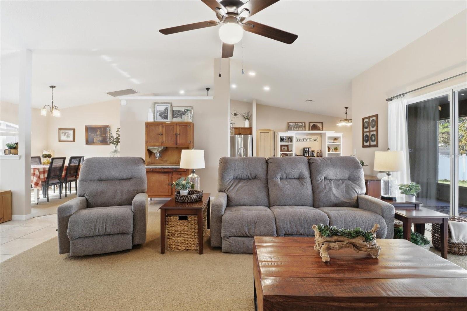 Image 6 of 46 For 1021 Champlain Lane