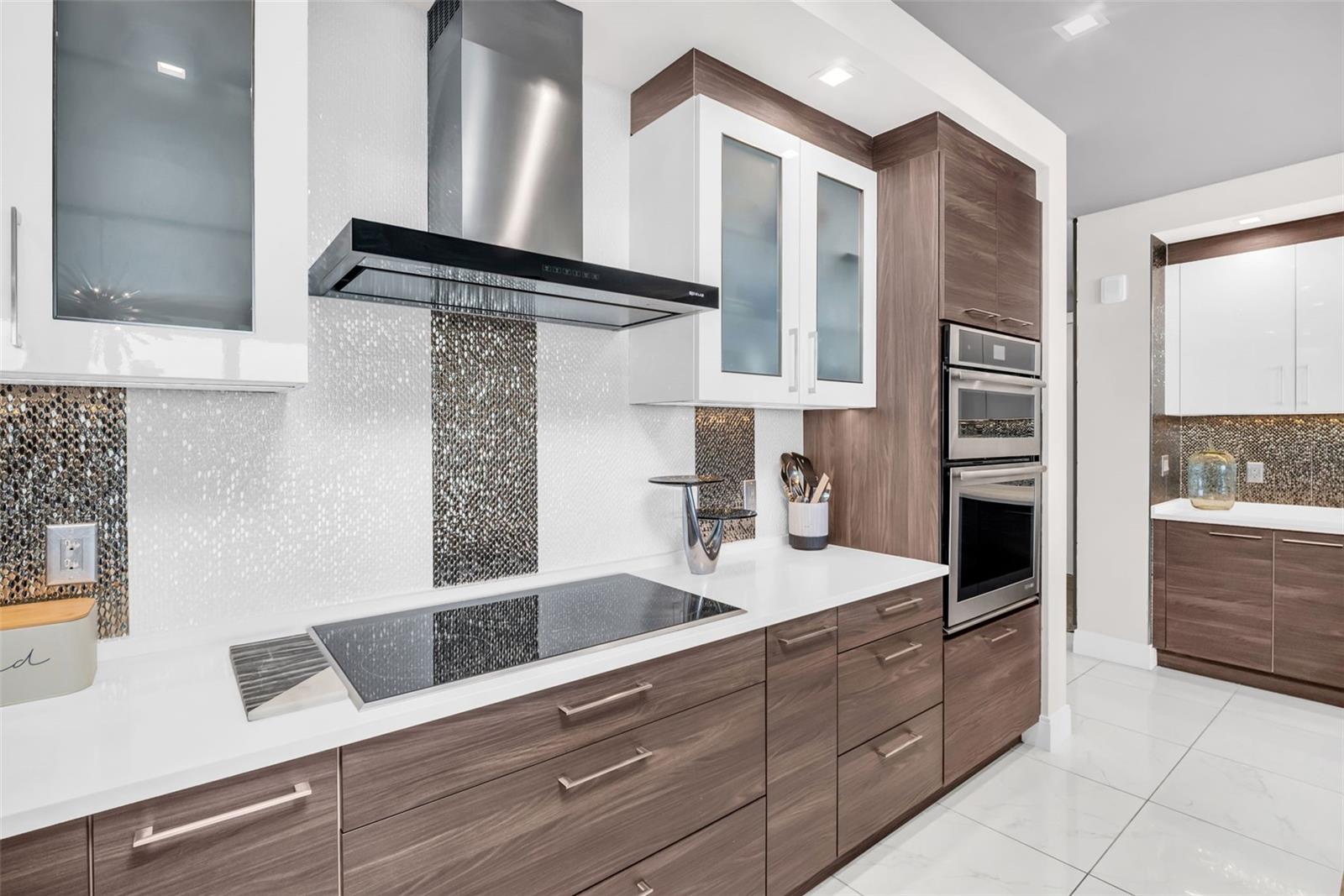 Image 14 of 68 For 100 1st Avenue N 901