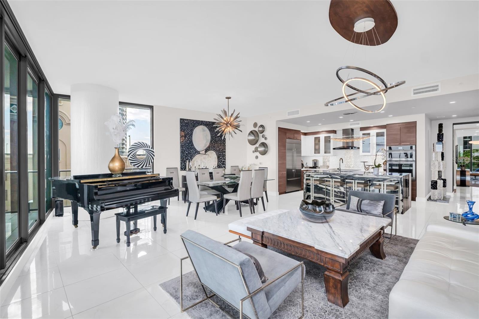 Image 17 of 68 For 100 1st Avenue N 901